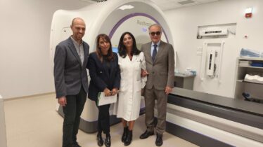 acceleratore per articolo 2 acceleratore per articolo 2